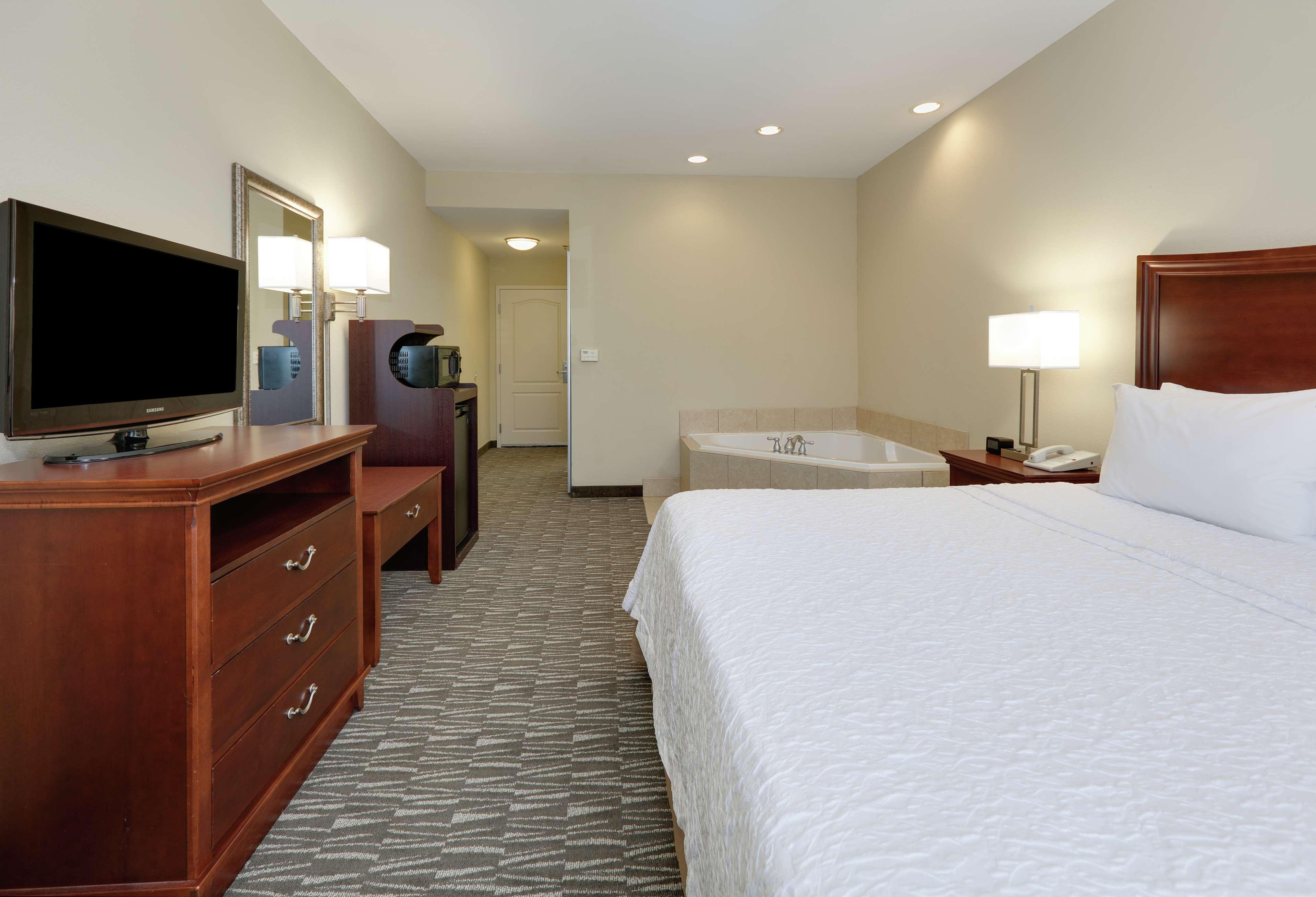 Hampton Inn&Suites Southern Pines-Pinehurst Aberdeen Exterior foto