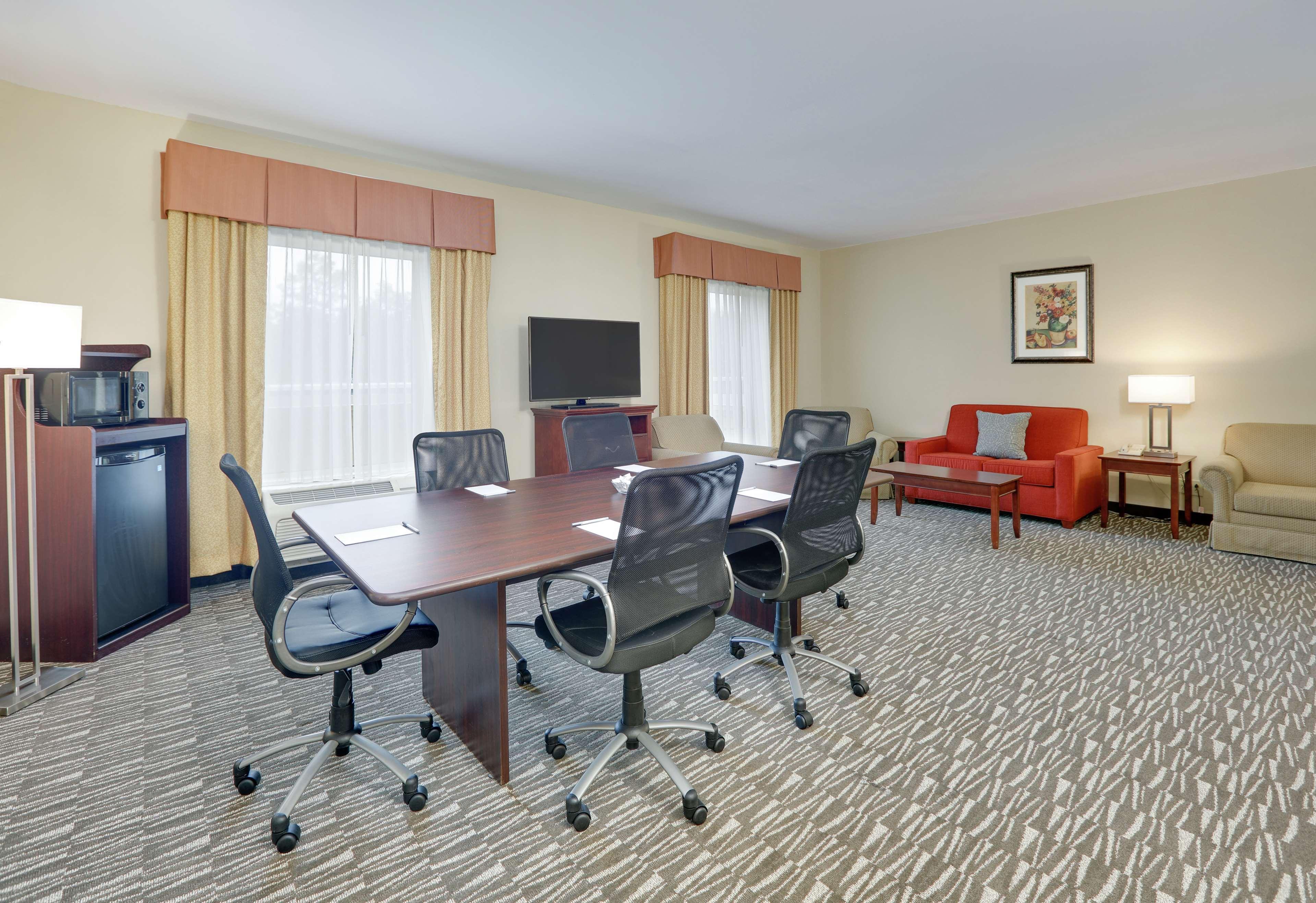 Hampton Inn&Suites Southern Pines-Pinehurst Aberdeen Exterior foto