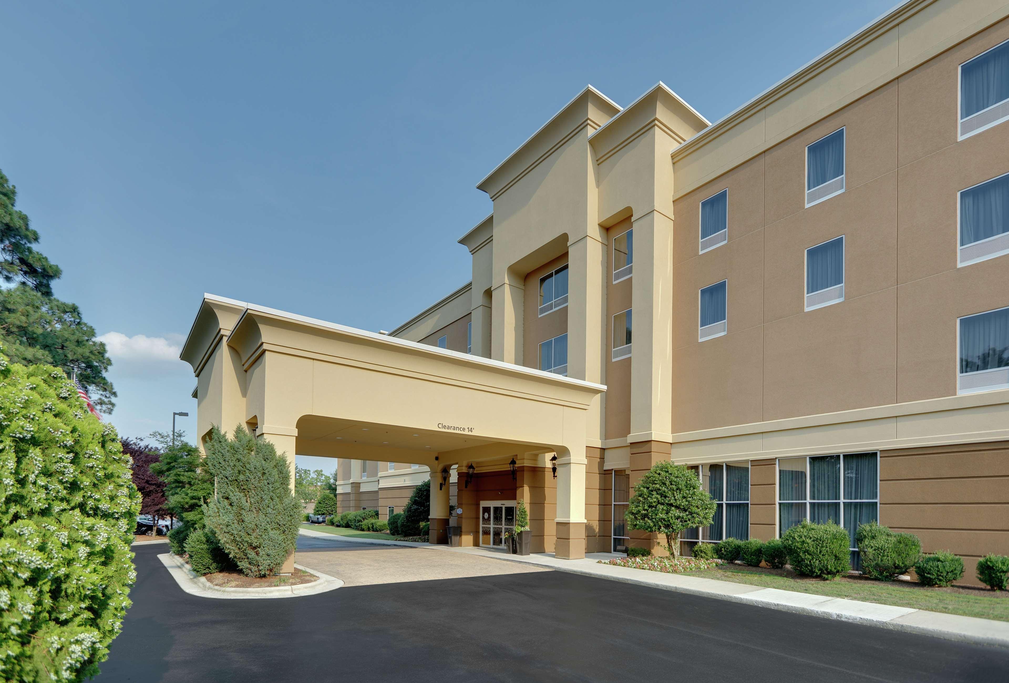 Hampton Inn&Suites Southern Pines-Pinehurst Aberdeen Exterior foto