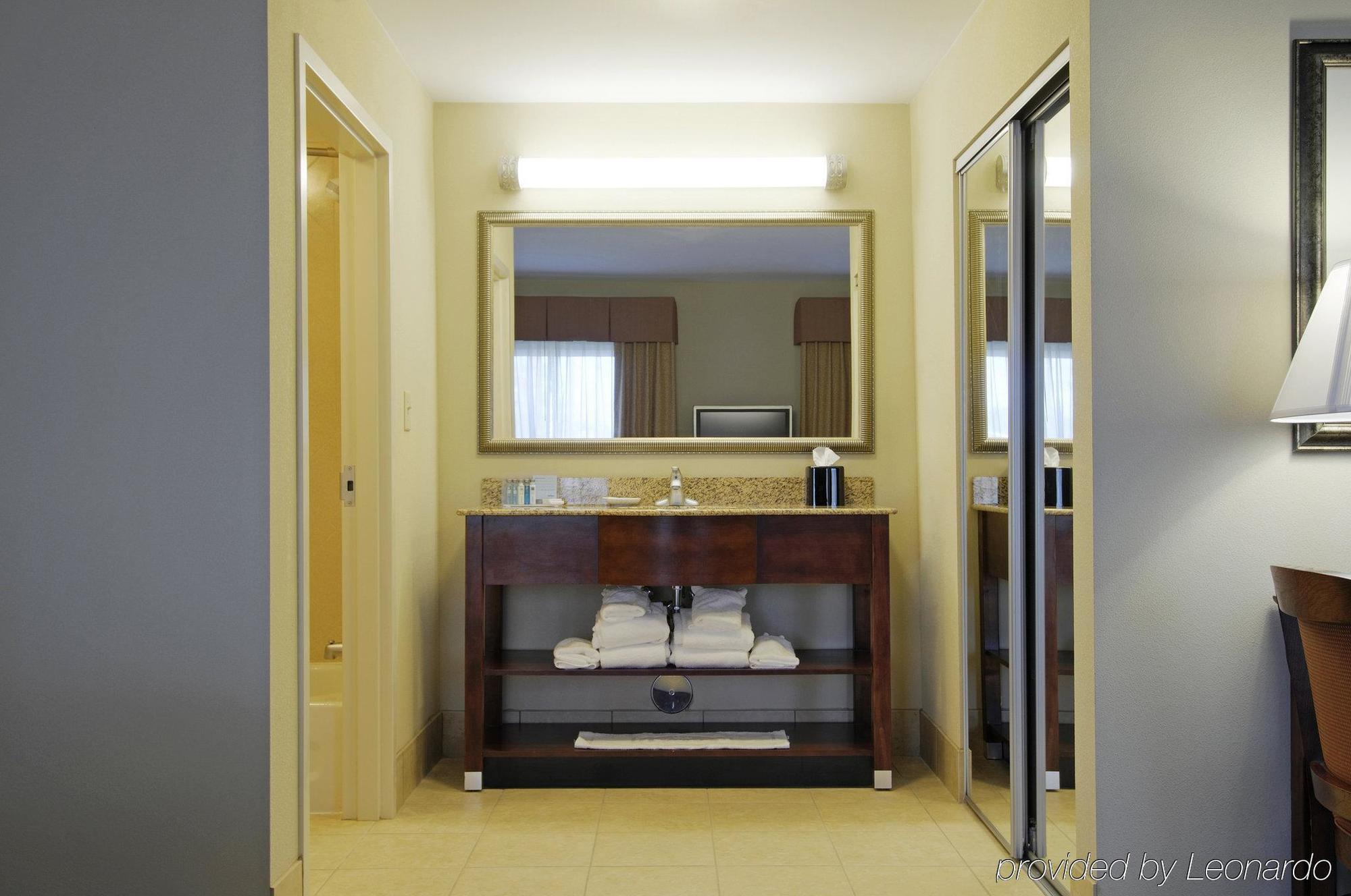 Hampton Inn&Suites Southern Pines-Pinehurst Aberdeen Zimmer foto